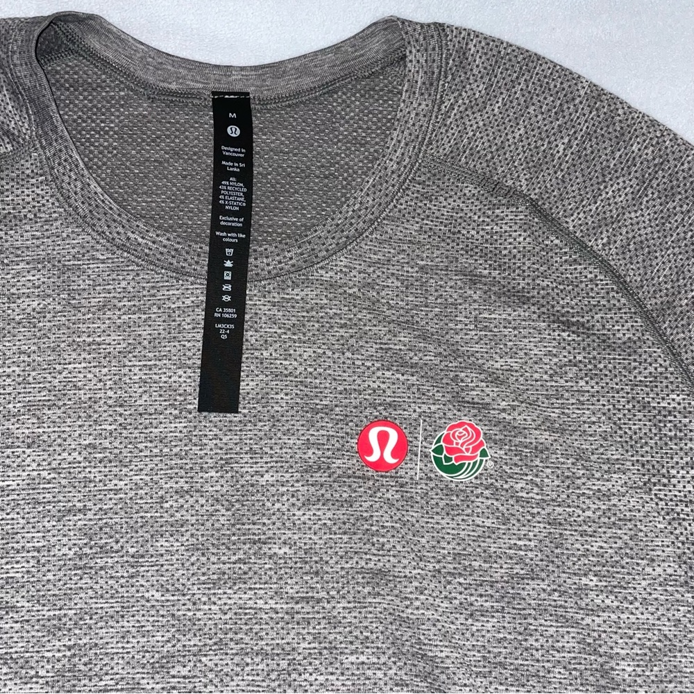 Mens Lululemon x Rose Bowl Evolution Polo 5K, MSRP $98 - Picture 5 of 5